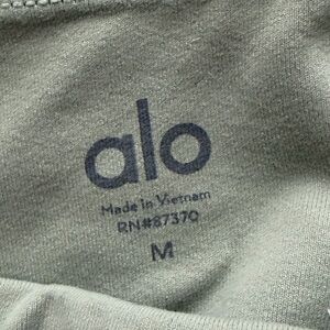 ALO Yoga mint green leggings -Gem